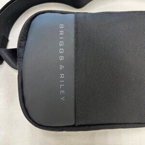 NWT Briggs & Riley sling bag — lightweight and minimalist.